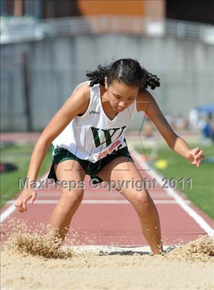 Thumbnail 2 in Georgia Coaches Invitational photogallery.