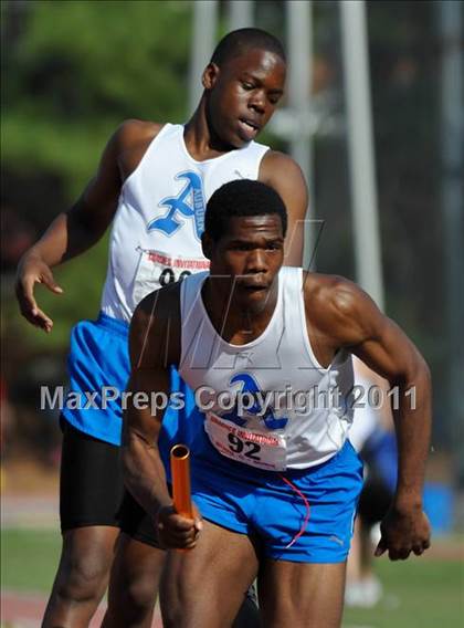 Thumbnail 1 in Georgia Coaches Invitational photogallery.
