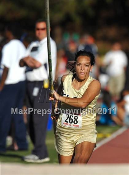 Thumbnail 2 in Georgia Coaches Invitational photogallery.