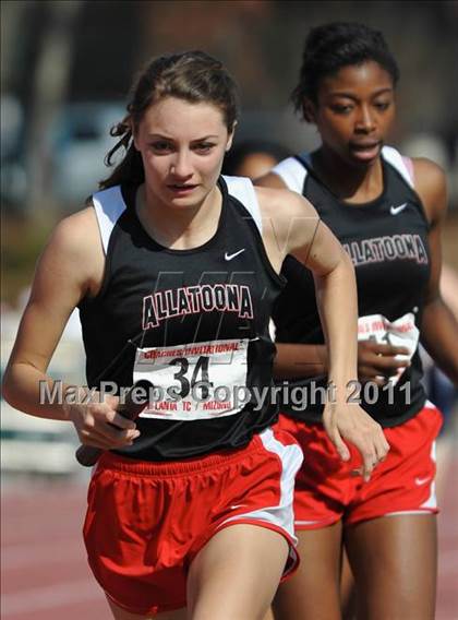 Thumbnail 3 in Georgia Coaches Invitational photogallery.