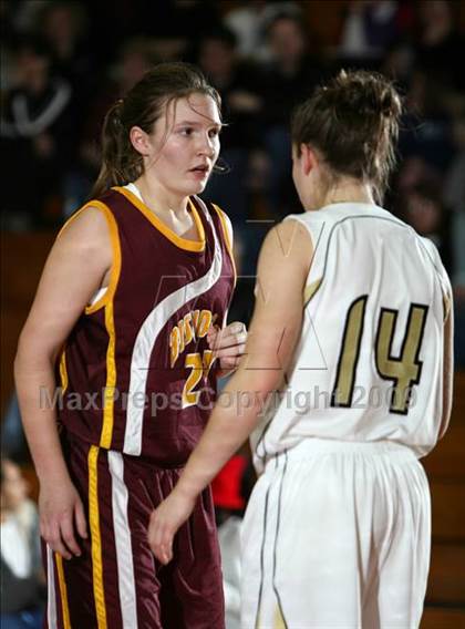 Thumbnail 3 in Monarch vs Bishop (Regis Jesuit Holiday Hoop Classic) photogallery.