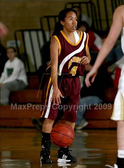 Thumbnail 1 in Monarch vs Bishop (Regis Jesuit Holiday Hoop Classic) photogallery.