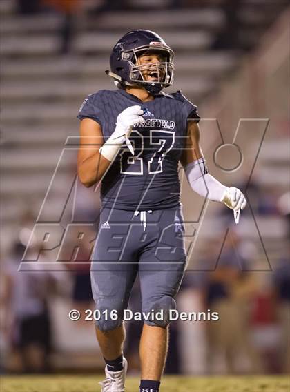 Thumbnail 1 in Bakersfield vs. Chaminade photogallery.
