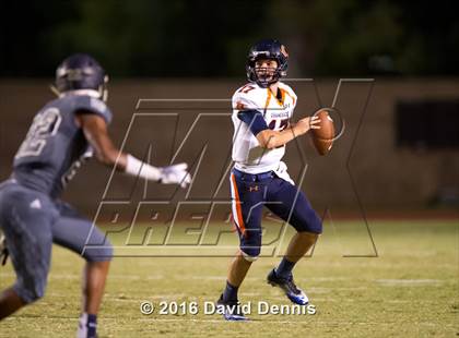 Thumbnail 3 in Bakersfield vs. Chaminade photogallery.