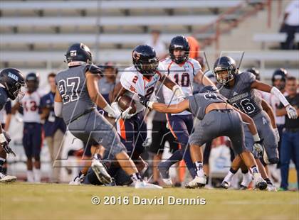 Thumbnail 3 in Bakersfield vs. Chaminade photogallery.