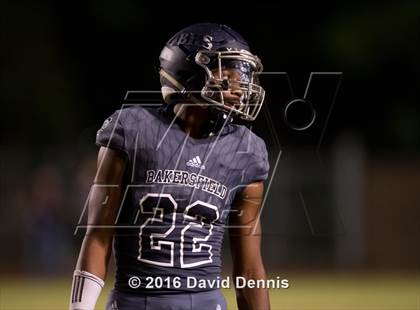 Thumbnail 2 in Bakersfield vs. Chaminade photogallery.