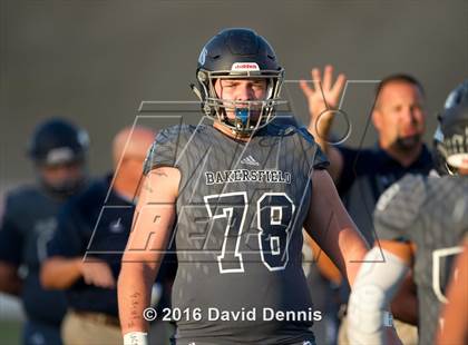 Thumbnail 2 in Bakersfield vs. Chaminade photogallery.