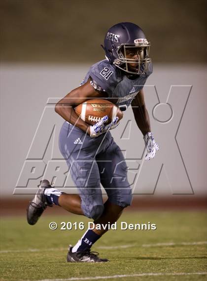 Thumbnail 2 in Bakersfield vs. Chaminade photogallery.