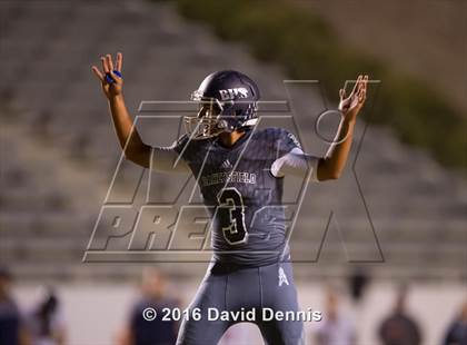 Thumbnail 3 in Bakersfield vs. Chaminade photogallery.