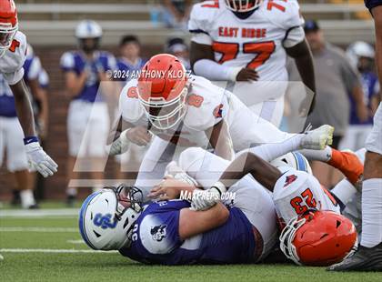 Thumbnail 2 in East Ridge vs Sale Creek (Prelude to the Blue Cross Bowl) photogallery.