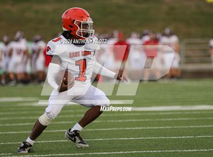 Thumbnail 1 in East Ridge vs Sale Creek (Prelude to the Blue Cross Bowl) photogallery.