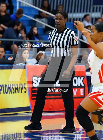 Thumbnail 2 in Westchester vs. Carson (CIF LAC D1 Finals) photogallery.