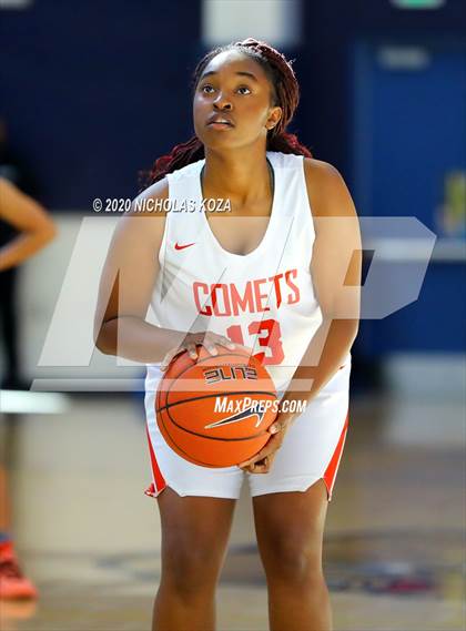 Thumbnail 2 in Westchester vs. Carson (CIF LAC D1 Finals) photogallery.