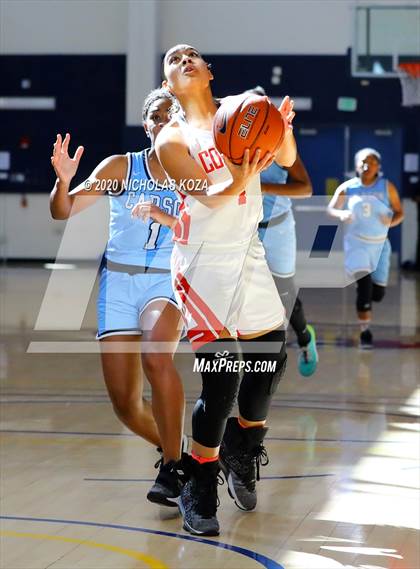 Thumbnail 1 in Westchester vs. Carson (CIF LAC D1 Finals) photogallery.