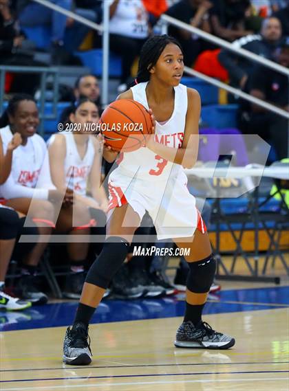 Thumbnail 3 in Westchester vs. Carson (CIF LAC D1 Finals) photogallery.