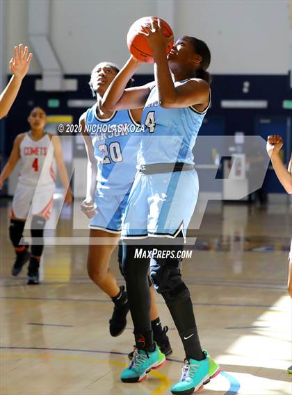Thumbnail 3 in Westchester vs. Carson (CIF LAC D1 Finals) photogallery.