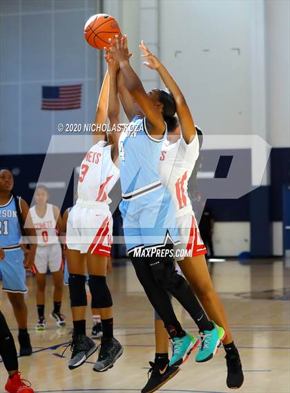 Thumbnail 1 in Westchester vs. Carson (CIF LAC D1 Finals) photogallery.