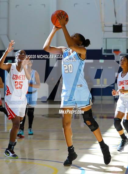 Thumbnail 2 in Westchester vs. Carson (CIF LAC D1 Finals) photogallery.