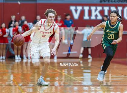 Thumbnail 2 in Moreau Catholic @ Montgomery photogallery.