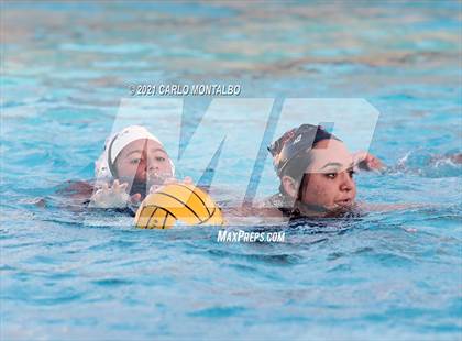 Thumbnail 3 in Glendora vs. Bonita photogallery.