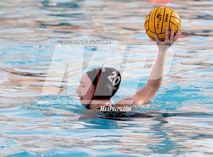 Thumbnail 1 in Glendora vs. Bonita photogallery.