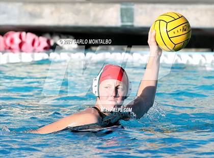 Thumbnail 1 in Glendora vs. Bonita photogallery.