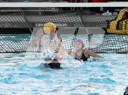 Thumbnail 1 in Glendora vs. Bonita photogallery.