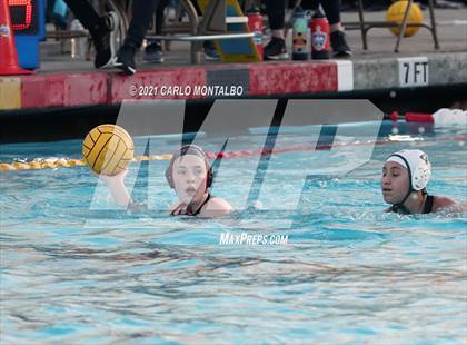 Thumbnail 2 in Glendora vs. Bonita photogallery.