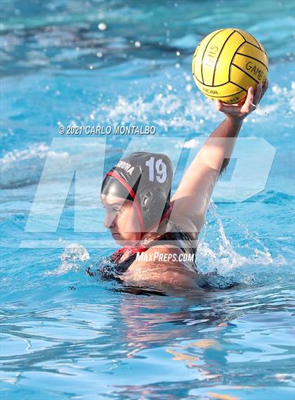 Thumbnail 2 in Glendora vs. Bonita photogallery.