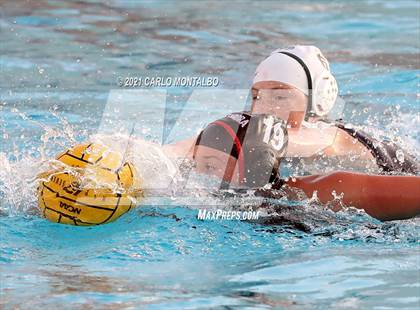 Thumbnail 2 in Glendora vs. Bonita photogallery.