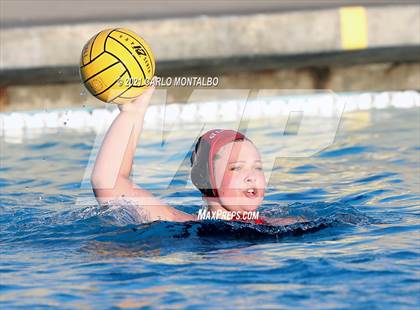 Thumbnail 1 in Glendora vs. Bonita photogallery.