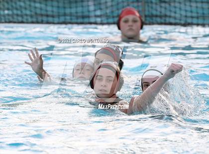 Thumbnail 1 in Glendora vs. Bonita photogallery.