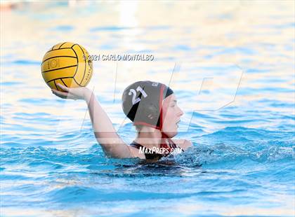 Thumbnail 2 in Glendora vs. Bonita photogallery.