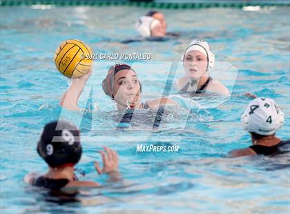 Thumbnail 2 in Glendora vs. Bonita photogallery.