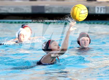 Thumbnail 3 in Glendora vs. Bonita photogallery.