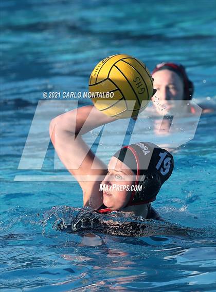 Thumbnail 1 in Glendora vs. Bonita photogallery.