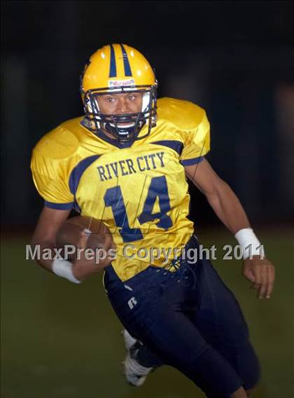 Thumbnail 1 in River City @ Vista del Lago photogallery.