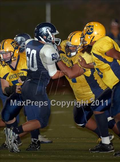 Thumbnail 3 in River City @ Vista del Lago photogallery.