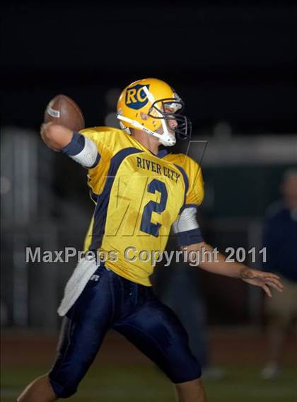 Thumbnail 2 in River City @ Vista del Lago photogallery.