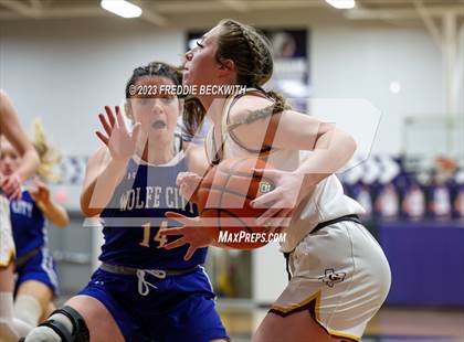 Thumbnail 1 in Wolfe City vs. Collinsville (UIL 2A Bi-District Playoff) photogallery.