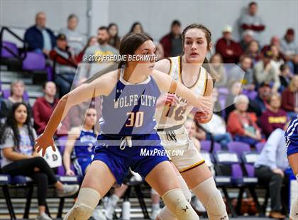 Thumbnail 1 in Wolfe City vs. Collinsville (UIL 2A Bi-District Playoff) photogallery.