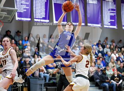 Thumbnail 3 in Wolfe City vs. Collinsville (UIL 2A Bi-District Playoff) photogallery.