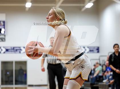 Thumbnail 3 in Wolfe City vs. Collinsville (UIL 2A Bi-District Playoff) photogallery.