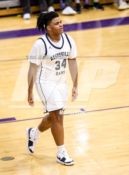 Thumbnail 1 in Reidsville vs Farmville Central (John Wall Holiday Invitational) photogallery.