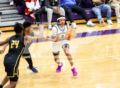 Thumbnail 3 in Reidsville vs Farmville Central (John Wall Holiday Invitational) photogallery.