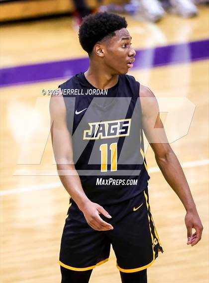 Thumbnail 1 in Reidsville vs Farmville Central (John Wall Holiday Invitational) photogallery.