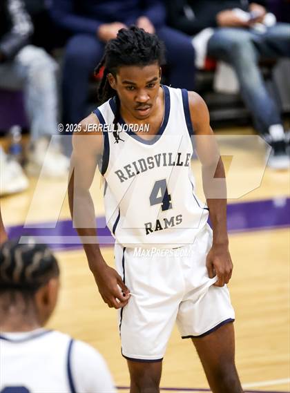 Thumbnail 2 in Reidsville vs Farmville Central (John Wall Holiday Invitational) photogallery.