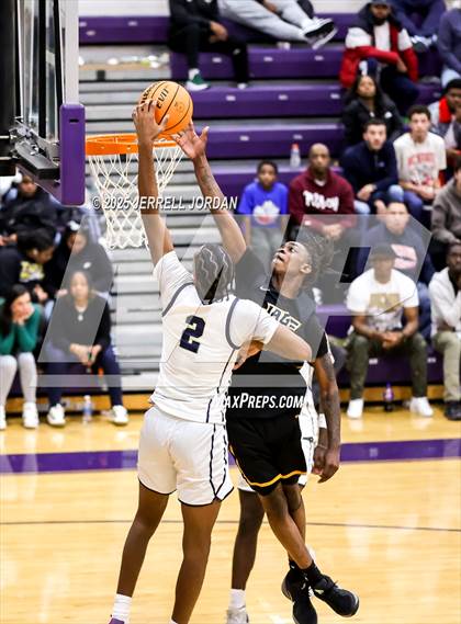 Thumbnail 1 in Reidsville vs Farmville Central (John Wall Holiday Invitational) photogallery.