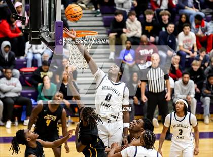 Thumbnail 3 in Reidsville vs Farmville Central (John Wall Holiday Invitational) photogallery.