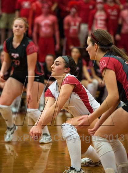 Thumbnail 3 in Cheshire vs. Staples (CIAC Class LL Final) photogallery.